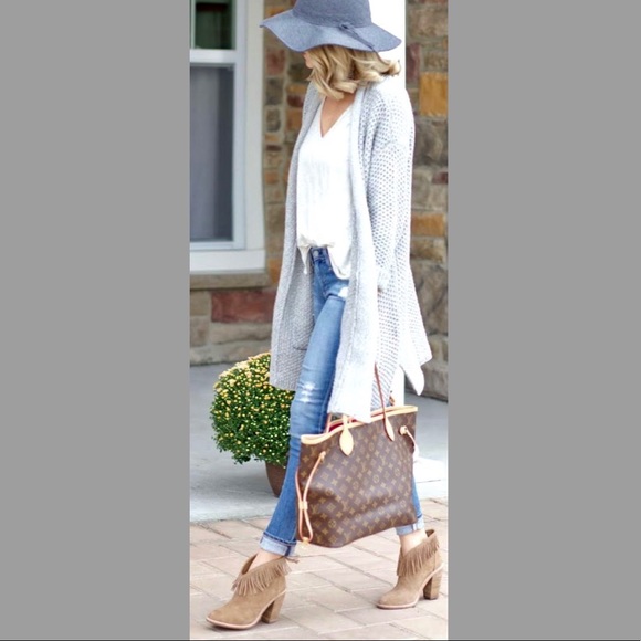 New fringe leather ankle booties 🎡 - Picture 2 of 12